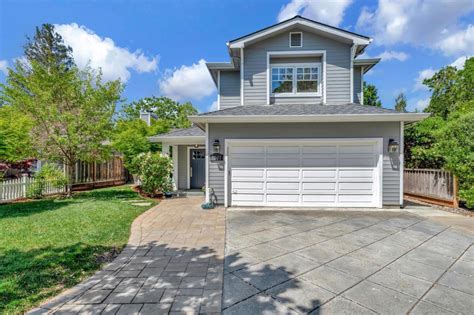 See sales history and home details for 1032 Berkeley Ave, Menlo Park, CA 94025, a 3 bed, 2 bath, 1,610 Sq. Ft. single family home built in 1951 that was last sold on 06/19/1975.. 