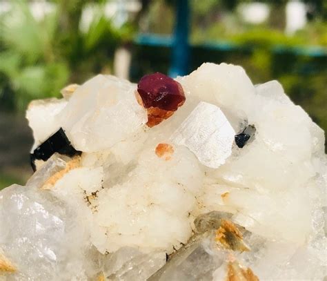 105.82g Spessartite Garnet specimen combine with B.Tourmaline, Mica …