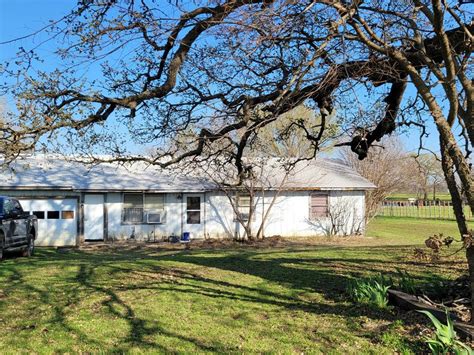 8682 FM 2931 , Pilot Point, TX 76258-7727 is a single-family home listed for-sale at $375,000. The 1,040 sq. ft. home is a 3 bed, 1.0 bath property. View more property details, sales history and Zestimate data on Zillow. MLS # 20280956.. 