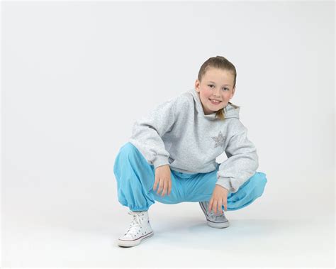 11+ Dance - StrengthMotionMind - muktibox.com