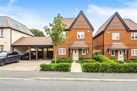 11 BINGHAM DRIVE, WOKINGHAM, WOKINGHAM, RG40 5AU