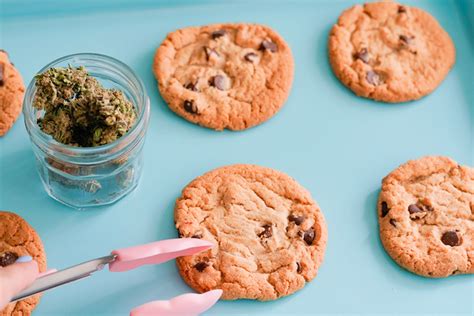 11 Edible Weed Recipes to Try on 4/20 StyleCaster