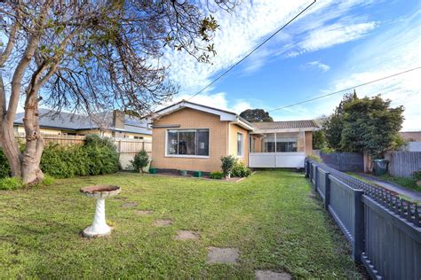 11 Longview Avenue, Leopold, Vic 3224