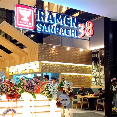 11 Tempat Makan di 5 Food Court Mall Paling Hits di Jakarta