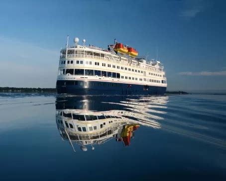 11-day Great Lakes Grand Discovery cruise aboard Ocean …