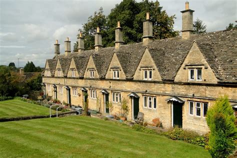 113 Chipping Norton England video