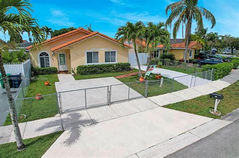 11831 SW 210th St, Miami, FL 33177 Redfin