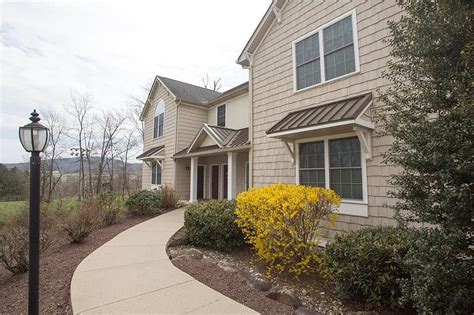 1189 Meadow Lark Way, Bethlehem City, PA 18015 for Sale MLS