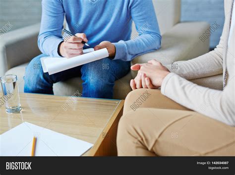 119,800+ Counselling Stock Photos, Pictures