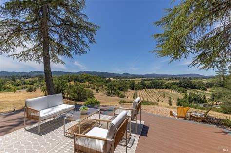 119 Chiquita Rd, Healdsburg, CA 95448 MLS #323020917 Zillow