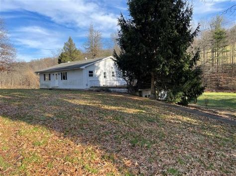 1194 E Finley Dr, Claysville, PA 15323 Zillow