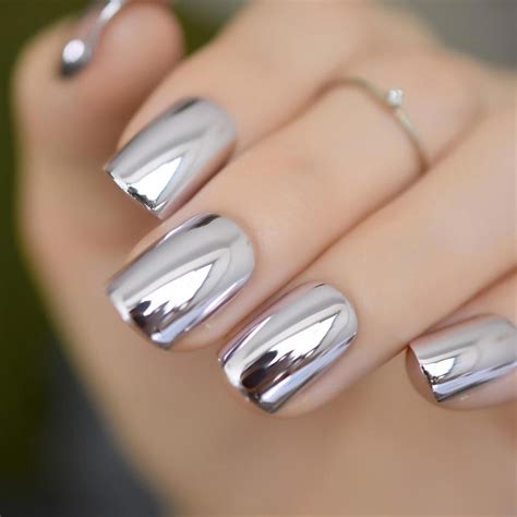 12 Best Chrome Nail Polish Colors - Top Silver and …