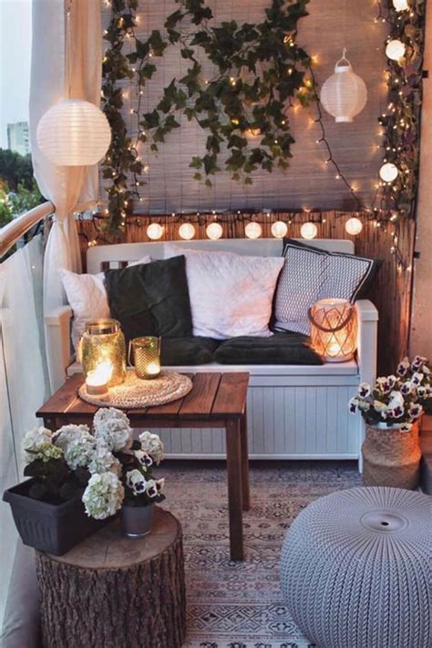 12 Best Great Romantic Balcony Ideas That Everyone Will Love