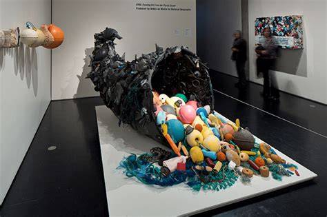 12 Inspiring Works of Art on Plastic Pollution - raincitystudios.com