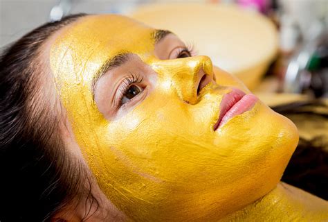 12 Indian DIY Face Masks For Glowing Skin