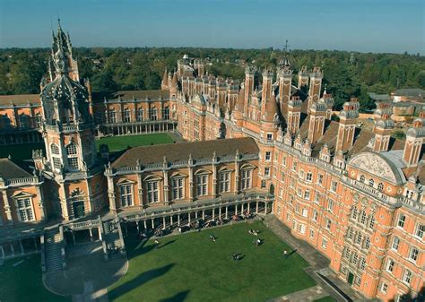 12 Universities in the UK offering - Hotcoursesabroad