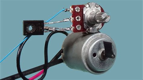 12 VDC Motor Speed Control & Reversing Switch