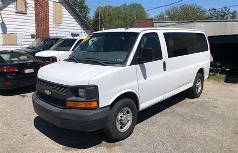 12 passenger van for sale by owner. See full list on carfax.com 