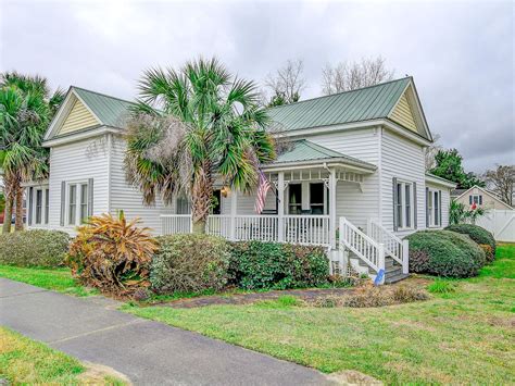 133 Victoria Dr, Harleyville SC, is a Single Family home that contains 1386 sq ft and was built in 1980.It contains 3 bedrooms and 1 bathroom. The Zestimate for this Single Family is $111,000, which has decreased by $17,900 in the last 30 days.The Rent Zestimate for this Single Family is $1,925/mo, which has decreased by $74/mo in the last 30 days.. 
