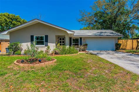 1202 Gulf Oaks Dr Rental For Rent in Tarpon Springs, FL