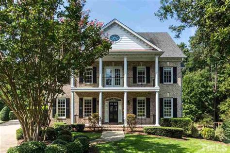 121 Summerview Ln, Cary, NC 27518 realtor.com®