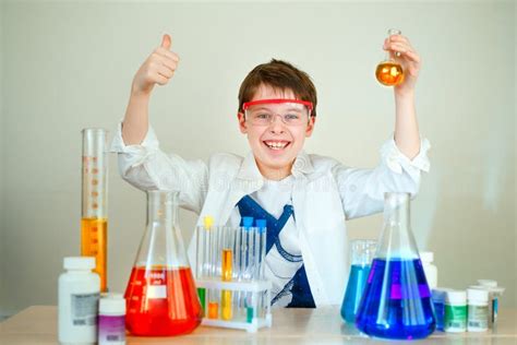 122 265 Boy Science Images Stock Photos 3d Boy Science - Boy Science