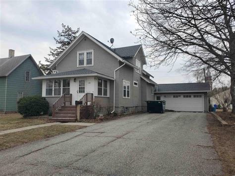 126 4th St E, Cresco, IA 52136 MLS# 20241358 Redfin