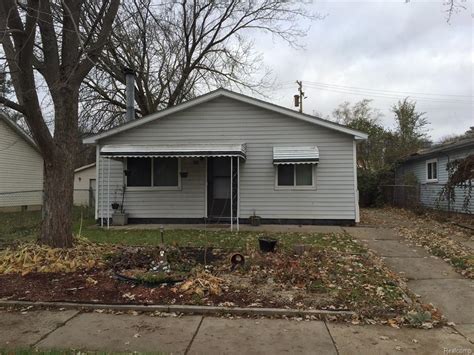 Learn more about 256 W Kennett Rd. Presented by: LISA BENFIELD. Brokered by: MILLENNIUM PROP & MGT CO LLC. (248) 683-0050. 256 W Kennett Rd, Pontiac, MI 48340 is for sale. View 11 photos of this 2 .... 