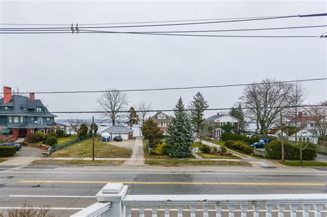 (RIS) 3 beds, 3.5 baths, 3387 sq. ft. condo located at 1543 Narragansett Blvd, Cranston, RI 02905 sold for $500,000 on Jan 31, 2014. MLS# 1056100. Unobstructed water view. Stunning 3 level Townhome with .... 