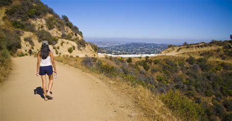 13 Easy Hikes in Los Angeles - Go Travel California