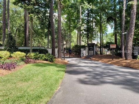 130 Arrow Rd, Hilton Head Island, SC - MapQuest