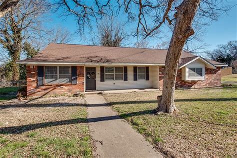 1316 Circlewood Dr, Woodway, TX 76712 MLS