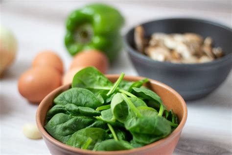 14 Easy And Tasty Ways To Eat Spinach - CircleDNA I World