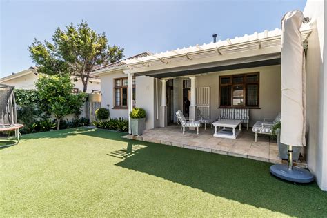 14 Properties and Homes For Sale in Cape Town, Western Cape