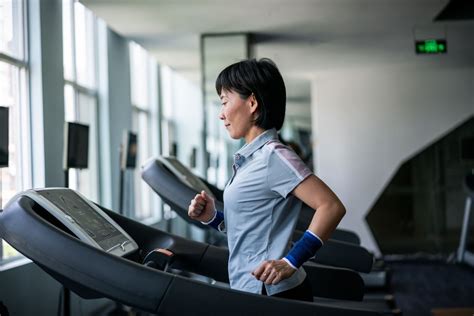 14 Tips for How to Run on the Treadmill