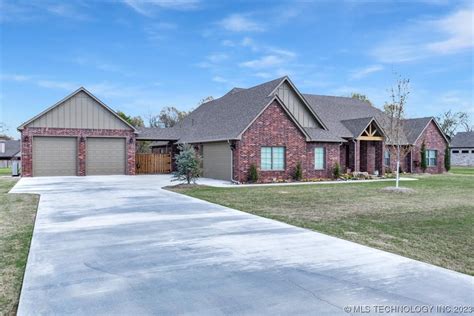 14227 S 246th Ave, Coweta, OK 74429 MLS #2312126 …