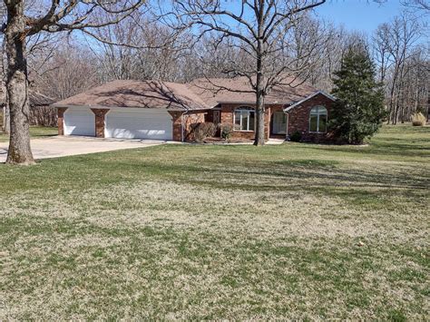 1469 Briarwood Dr, Marshfield, MO 65706 MLS# 60237423 Redfin