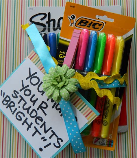 15 Easy Teacher Gifts for the End of the School Year - Worth …