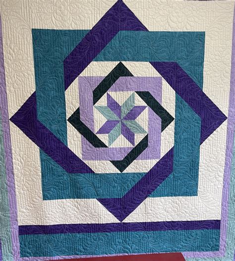 15 Labyrinth Quilt Patterns You Must Try