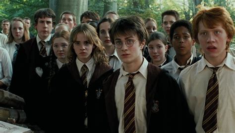 15 Weird Rules Hogwarts Makes Its Students Follow