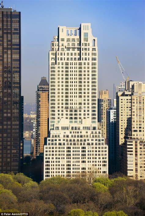 15 central park west manhattan. Description. This 2 bedroom, 2 bath with powder room residence prominently features both Central Park and Columbus Circle views on south and east corners of 15 Central Park West’s tower building. Open the french doors to the juliette balcony and experience the stunning, open view. READ FULL DESCRIPTION. 
