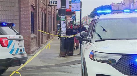 15-year-old boy dead after Little Village shooting