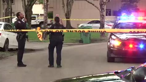 15-year-old boy hospitalized after shooting in Lauderhill