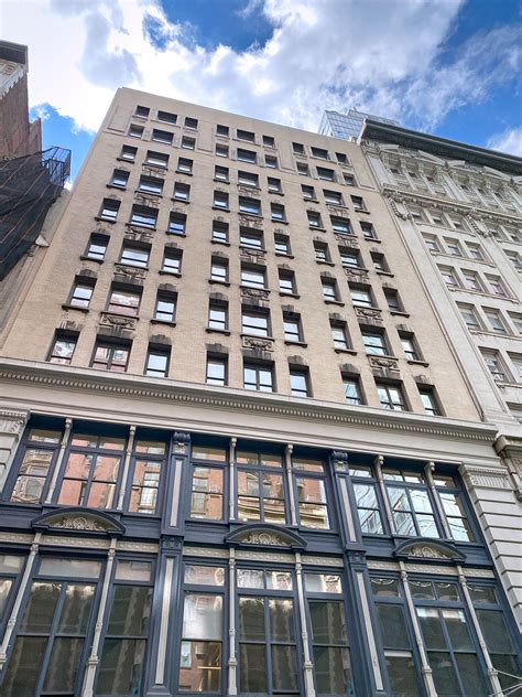 Four Park Avenue 66 East 34th Street. Rental building. Built in 1913. For rent. Studio – 1 Bed. $4,000 – $4,250. View available units ( 4) 15 East 32nd St.: Real Estate, school zoning and more information about 15 East 32nd St. in Midtown South.