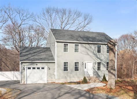 2.5 baths. 2,196 sq. ft. 32 Sandra Rd, Peabody, MA 01960. 3 beds. 2 baths. 1,144 sq. ft. 127 Lynn St, Peabody, MA 01960. View more homes. Nearby homes similar to 59 Aberdeen Ave have recently sold between $485K to $1M at an average of $375 per square foot.