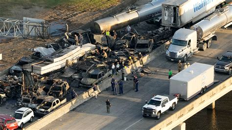Oct 24, 2023 · An estimated 158 vehicles were involved and 25 people injured, according to the Louisiana State Police, who warned the death toll could climb. ... Ms Reed was able to scramble out of her car, but .... 