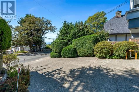 1584 Rockland Ave, Victoria, BC V8S 1W5 Redfin