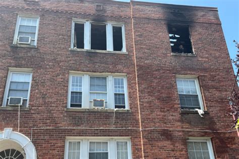 16 displaced by Northwest DC apartment fire