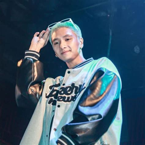 16 typh | 16 Typh Chng rapper in trai ca