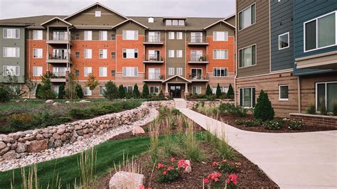 1600Tosa Apartments. 